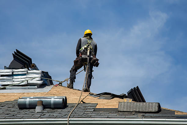 Professional Roof Replacement technician working in Grammer, IN